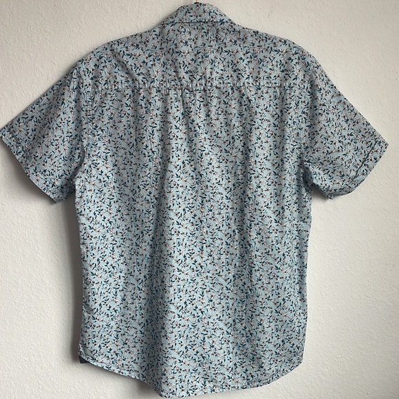 Thread & Cloth - Picture 5 of 10